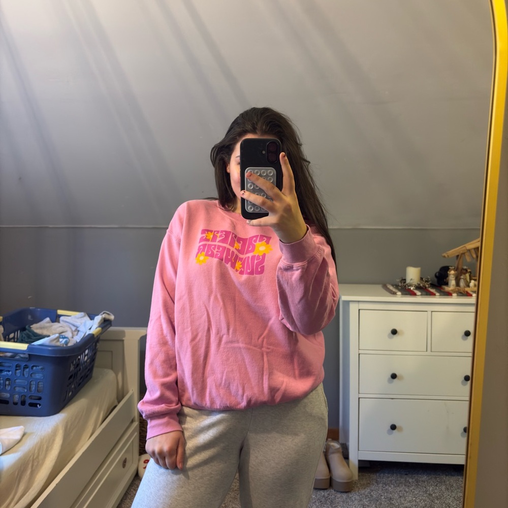 pacsun pink crewneck